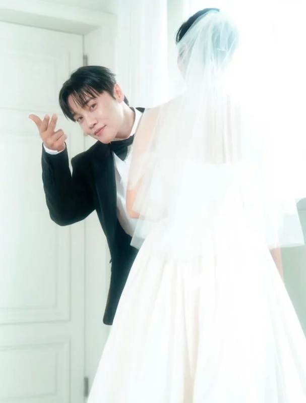 Choi Youngjun and Lia Kim wedding photos