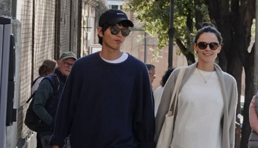 song joong ki Katy Louise Saunders