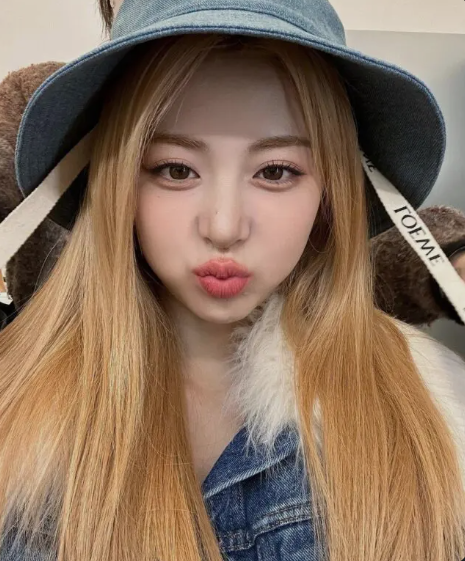 hyunjin lee serafim
